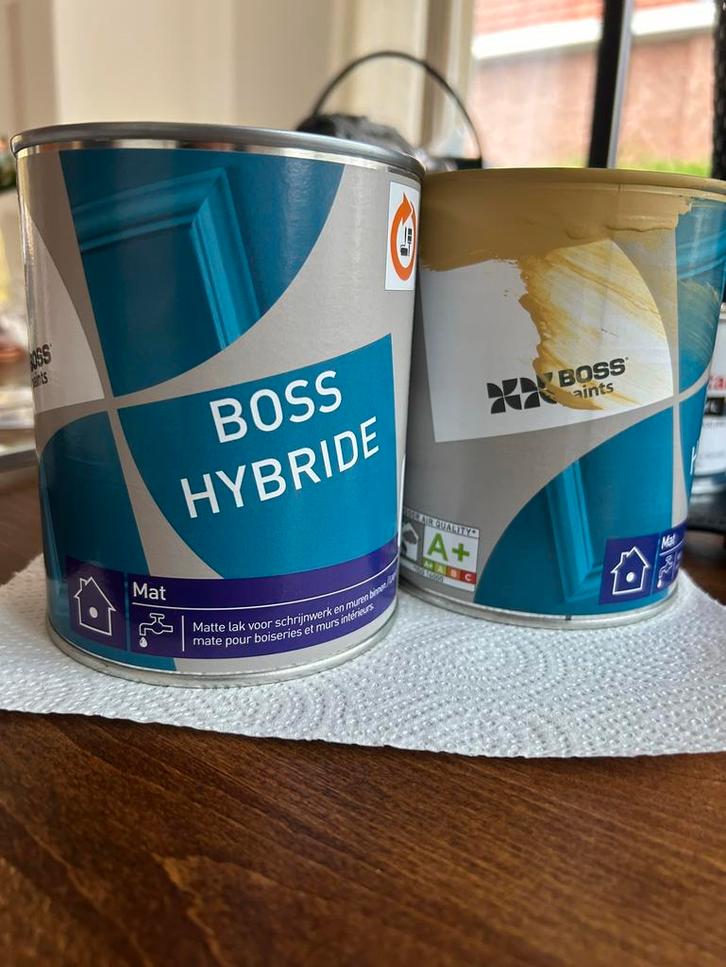Nieuwe Boss Hybride verf Yellow Clay - 1,75L, Doe-het-zelf en Bouw, Verf, Beits en Lak, Zo goed als nieuw, Verf, Ophalen