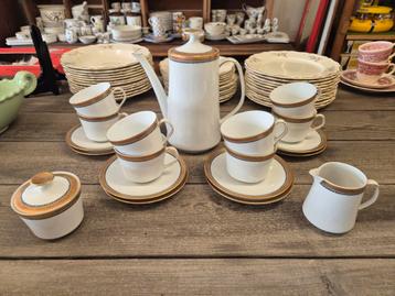 Service à café en porcelaine dorure Bavaria * 8 personnes  beschikbaar voor biedingen