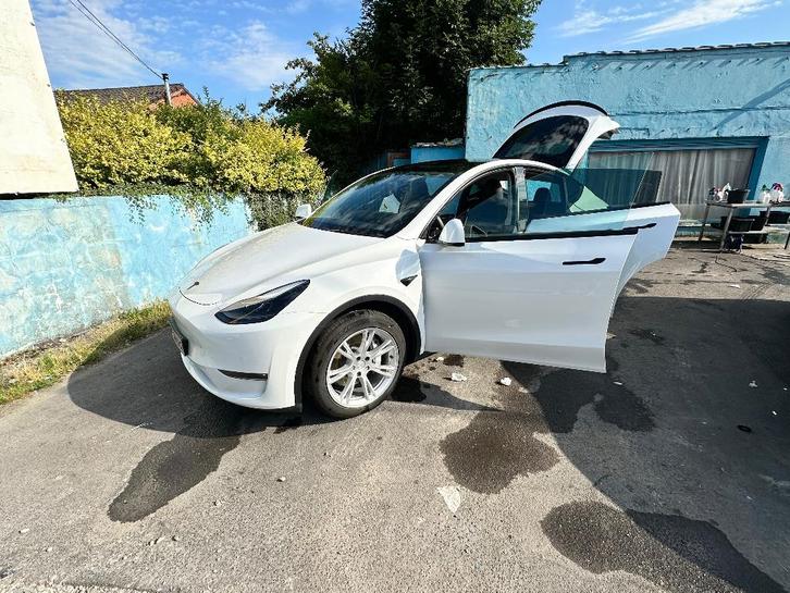 Tesla Model Y Grande Autonomie 4 roues motrices, Auto's, Tesla, Particulier, Model Y, 360° camera, 4x4, ABS, Achteruitrijcamera