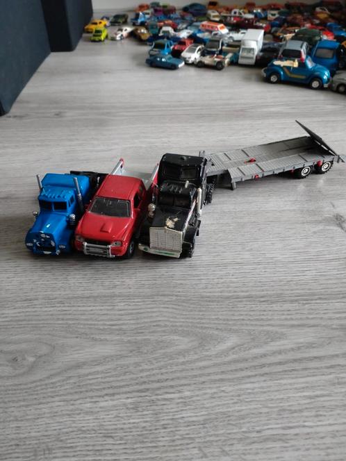 3 vrachtwagens trucks, Hobby en Vrije tijd, Modelauto's | Overige schalen, Zo goed als nieuw, Ophalen of Verzenden
