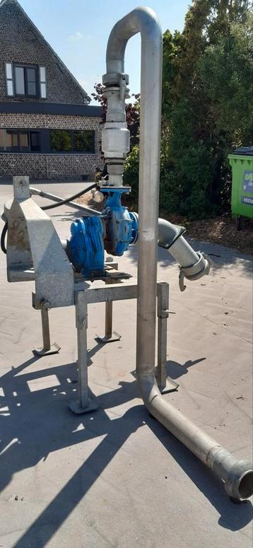 beregenings pomp voor aan tractor 