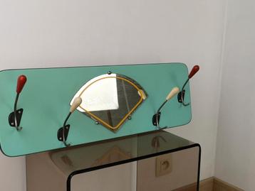 rockabilly kapstok beschikbaar voor biedingen