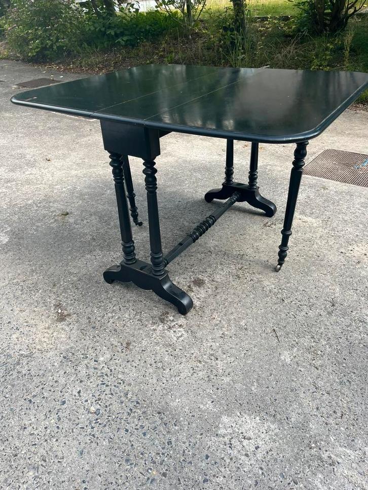 Antieke 19e-eeuwse geëboniseerde  tafel, Antiek en Kunst, Antiek | Meubels | Tafels, Ophalen