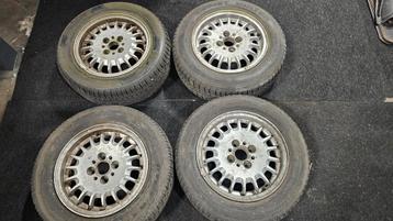Set Originele velgen kroonkurk BMW 3 serie E30 4X100 ET34 36 beschikbaar voor biedingen