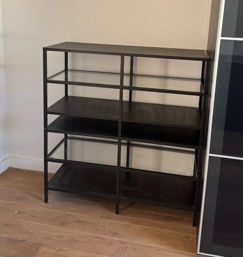VITTSJO tv-meubels zwart met glas, Huis en Inrichting, Kasten | Stellingkasten, Gebruikt, Ophalen