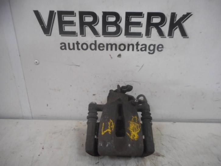 REMKLAUW LINKS ACHTER Opel Tigra Twin Top (01-2004/12-2010), Auto-onderdelen, Remmen en Aandrijving, Opel, Gebruikt
