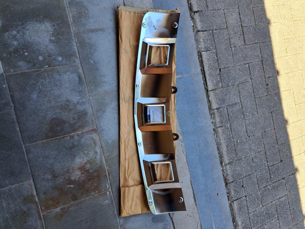 Moulure en alu pour Mercedes ML w164, Autos : Pièces & Accessoires, Carrosserie & Tôlerie, Pare-chocs, Mercedes-Benz, Avant, Neuf