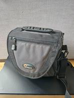 Lowepro Nova 2 AW tas voor camera-accessoires, Ophalen of Verzenden, Gebruikt, Schoudertas, Lowepro