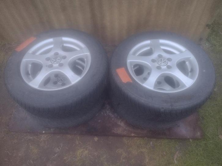Velgenset in goede staat geen schade golf 4, Auto-onderdelen, Banden en Velgen, Band(en), Ophalen of Verzenden