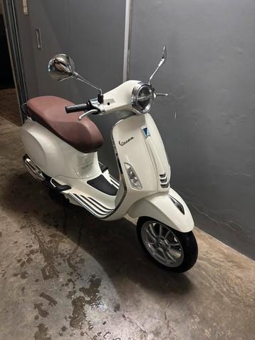 Vespa primavera b klasse beschikbaar voor biedingen