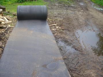 slijk beu/rubbermatten leggen in paddock