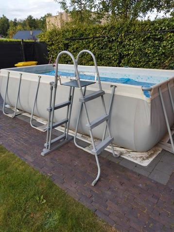 Zandfilter en verwarming + zwembad beschikbaar voor biedingen