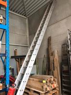 Ladder zeer grote, Doe-het-zelf en Bouw, Ladders en Trappen, Ophalen of Verzenden, Zo goed als nieuw, Ladder