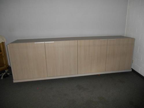 Moderne eetkamerkast met salontafel, Huis en Inrichting, Kasten | Dressoirs, Zo goed als nieuw, Ophalen of Verzenden