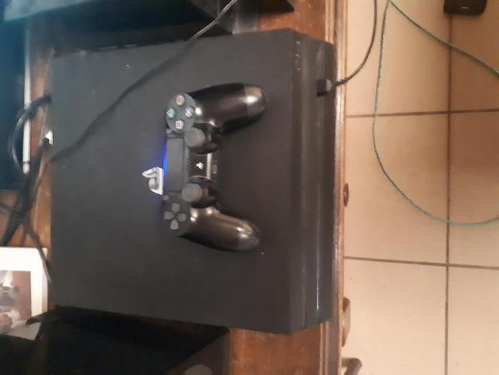 Playstation 4 pro 1 terra perfect in orde, Games en Spelcomputers, Spelcomputers | Sony PlayStation 4, Zo goed als nieuw, Pro