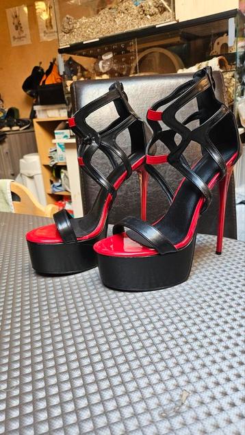 High heels open schoenen m42 - Nieuw!