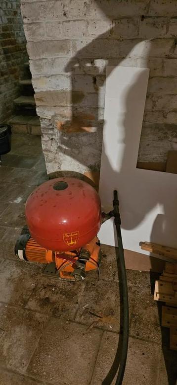 Pompe Neptune beschikbaar voor biedingen