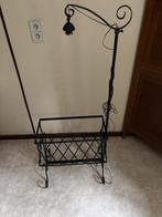 Vintage smeedijzeren krantenhouder met licht, Ophalen, Gebruikt