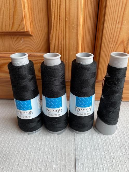 kantklossen zijde Venne kunstbreien  handwerk lace Chantilly, Hobby en Vrije tijd, Kantklossen, Nieuw, Ophalen of Verzenden