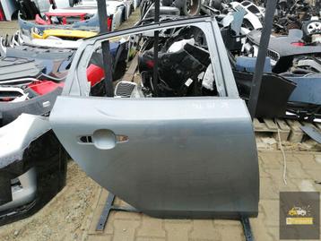 Volvo V40 achterdeur rechts beschikbaar voor biedingen