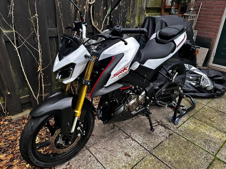 CFMOTO 125, Motoren, Motoren | CFMOTO, Particulier, Naked bike, 11 kW of minder, 1 cilinder, Minimaal motorrijbewijs A1, ABS, LED Verlichting