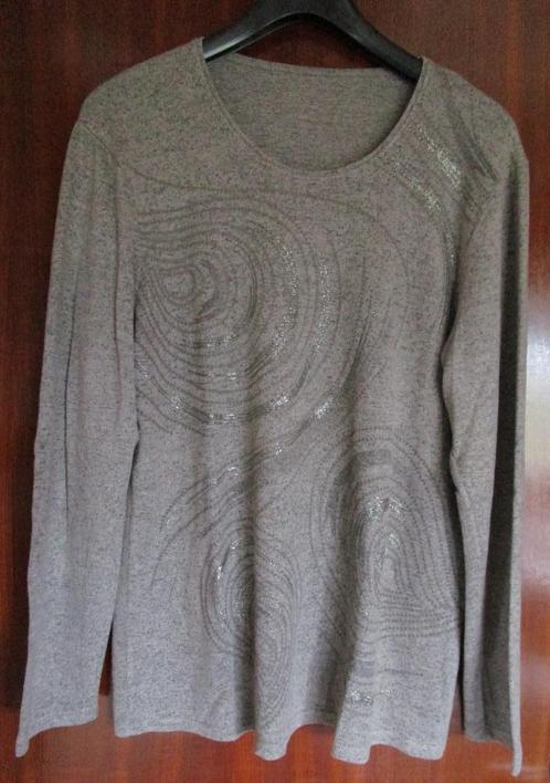 Damesblouse merk Textil Karntner maat XL - OPRUIM, Kleding | Dames, Blouses en Tunieken, Gedragen, Maat 46/48 (XL) of groter, Bruin