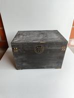 Zwarte houten (piraten)koffer, Antiek en Kunst, Curiosa en Brocante, Ophalen