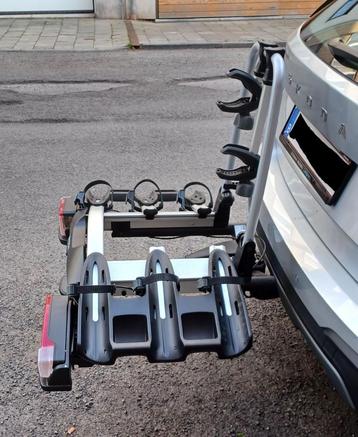 Fietsendrager op trekhaakbal beschikbaar voor biedingen
