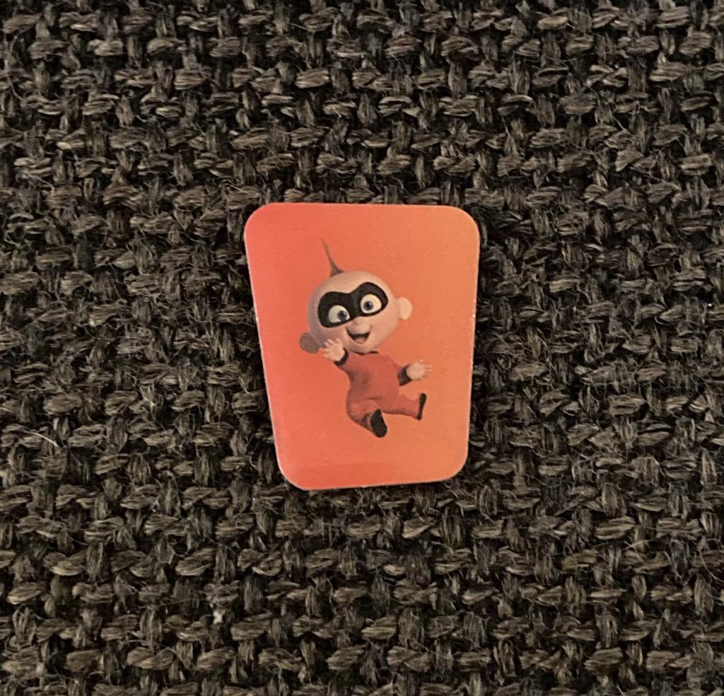 PIN - DISNEY - PIXAR - THE INCREDIBLES, Envoi, Comme neuf, Figurine, Insigne ou Pin's