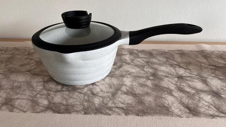 Rossetto Bo kookpot - NIEUW, Huis en Inrichting, Keuken | Potten en Pannen, Nieuw, Kookpan of Snelkookpan, Aluminium, Inductieplaat