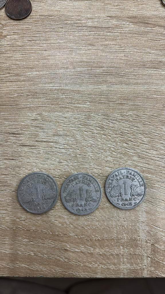pièce de 1 franc France 1942 43 44 - type Francisque., Postzegels en Munten, Munten | Nederland, Losse munt, Ophalen