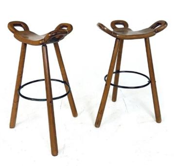 Brutalistische vintage bistrokruk Spanje  beschikbaar voor biedingen