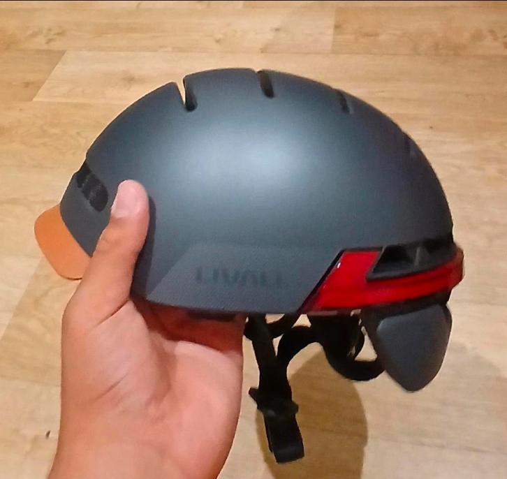 Casque livall, Vélos & Vélomoteurs, Accessoires vélo | Casques de vélo, S, Enlèvement ou Envoi