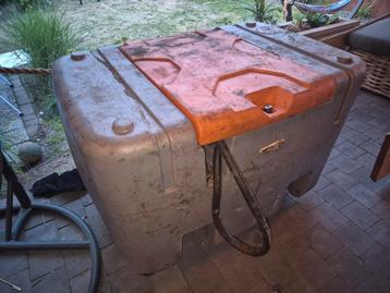 Dieseltank inhoud 400liter (is leeggemaakt) beschikbaar voor biedingen