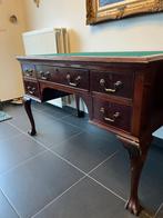 Bureau antiek met leeuwenpootjes, Ophalen