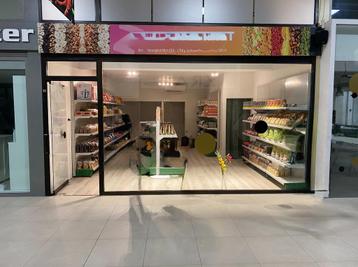 Duplex winkel in shopping 3 beschikbaar voor biedingen