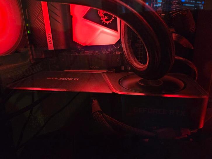 3070ti FE, Informatique & Logiciels, Cartes vidéo, Utilisé, Nvidia, PCI Express 2.0, GDDR6, HDMI, DisplayPort, Enlèvement