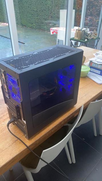 Gaming PC beschikbaar voor biedingen