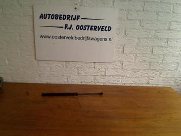 Plaatwerk (diversen) van een Volkswagen Touran beschikbaar voor biedingen