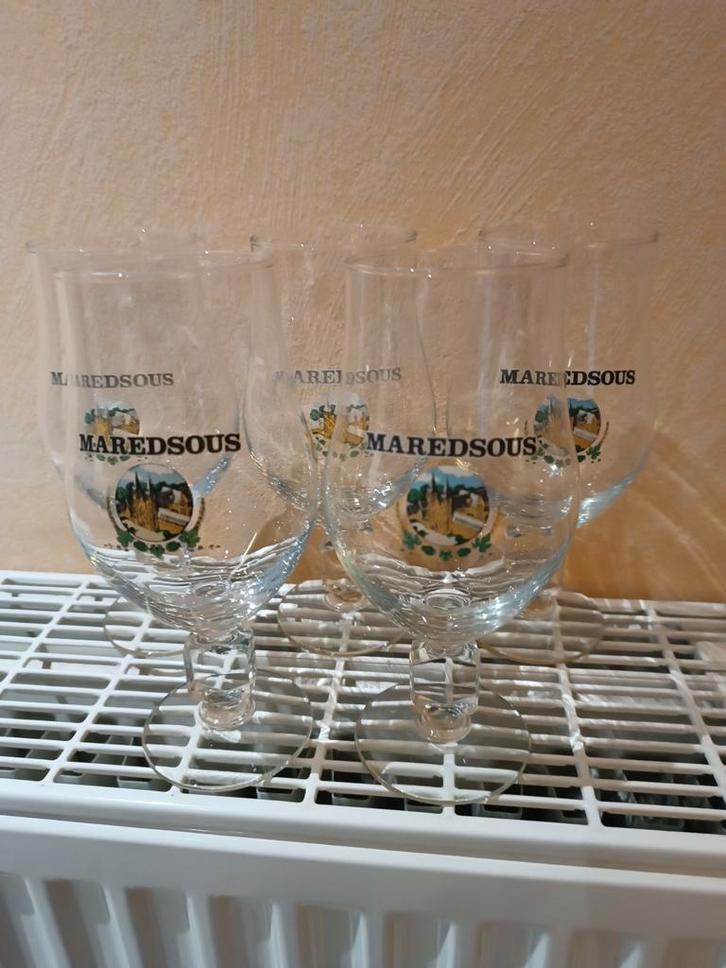 A vendre 5 verres à Maredsous, Verzamelen, Biermerken, Gebruikt, Glas of Glazen, Overige merken