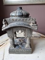 Antiek boeddhistische tempelaltaar, Antiek en Kunst, Antiek | Religieuze voorwerpen, Ophalen of Verzenden