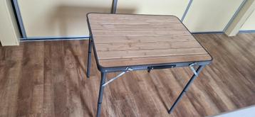 Campingtafel beschikbaar voor biedingen