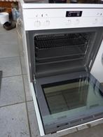 Elektrisch fornuis , 2 jaar oud , vitro-keramische kookplaat, Elektronische apparatuur, Ophalen, Hete lucht, 60 cm of meer, 4 kookzones