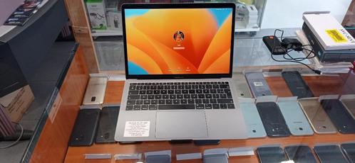 MacBoook Air 2019 - 128 GB - Pochette Guess offert, Computers en Software, Apple Macbooks, Zo goed als nieuw, MacBook Air, 13 inch
