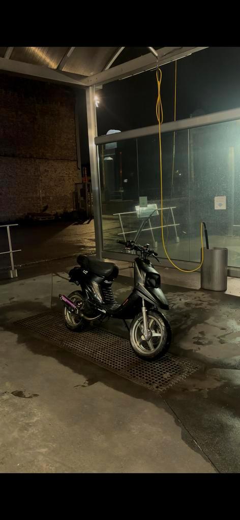 Mbk booster a klasse, Fietsen en Brommers, Snorfietsen en Snorscooters, Nieuw, Benzine, Ophalen