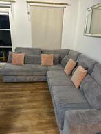 Prachtige grijze geribbelde hoekbank — uitzonderlijk comfort, Huis en Inrichting, 250 tot 300 cm, Gebruikt, Overige maten, Hoekbank