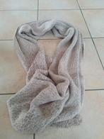 Zachte warme sjaal, Kleding | Dames, Ophalen of Verzenden, Zo goed als nieuw, Sjaal