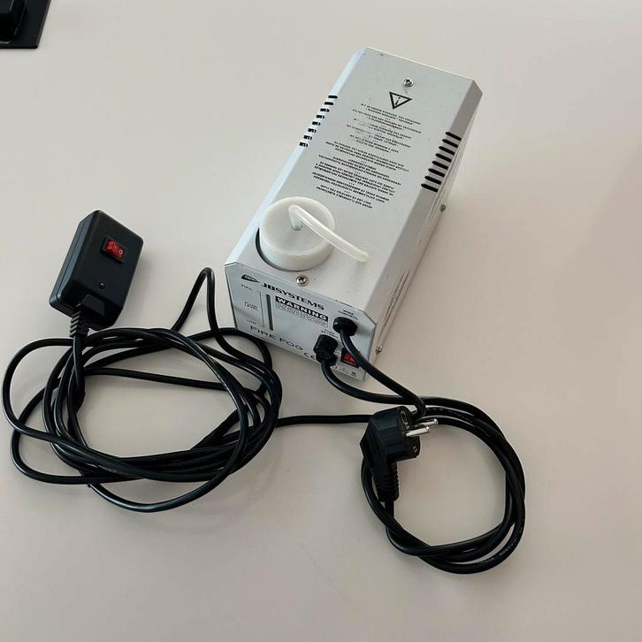 Machine à fumée compacte JB Systems Fire Fog, Musique & Instruments, DJ sets & Platines, Comme neuf, Enlèvement ou Envoi