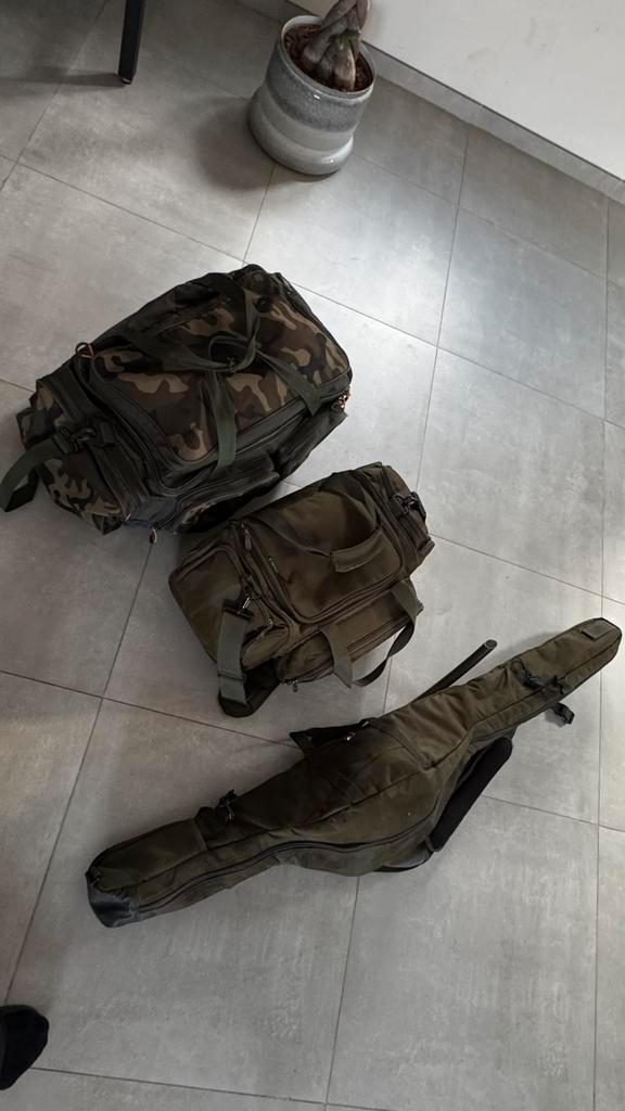 Karperset te koop, Sports nautiques & Bateaux, Pêche à la ligne | Carpes, Comme neuf, Enlèvement ou Envoi