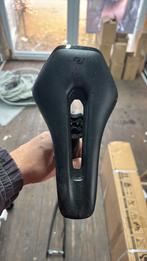 Zadel + zadelpen scott foil pro 2021, Fietsen en Brommers, Ophalen, Zo goed als nieuw, Zadel